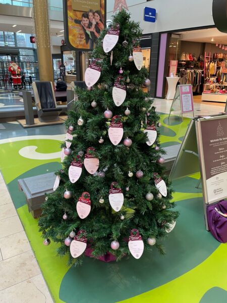 Weihnachtsbaum mit Wünschen